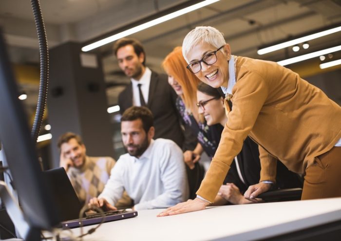 emploi dans la communication