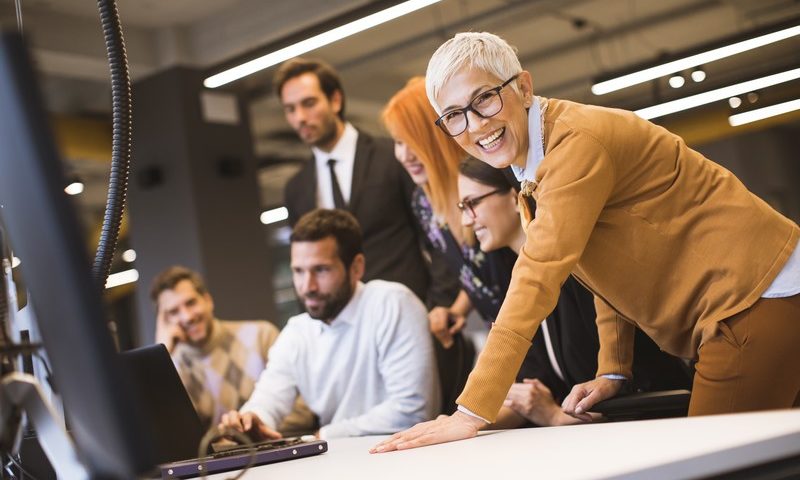 emploi dans la communication